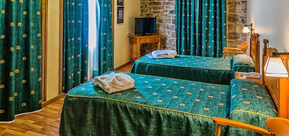 Hotel Balneari De Vallfogona De Riucorb Extérieur photo